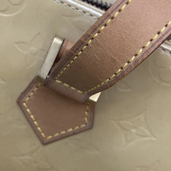 LOUIS VUITTON Houston Shoulder Bag Monogram Vernis Leather Beige M91004 33KB642 - Picture 14 of 16